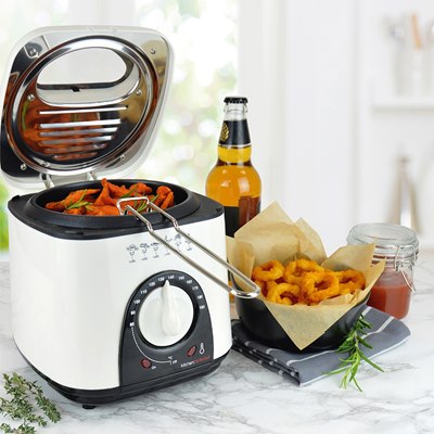 KitchenPerfected E6703WI 4.0Ltr Digi-Touch Air Fryer - Cream 